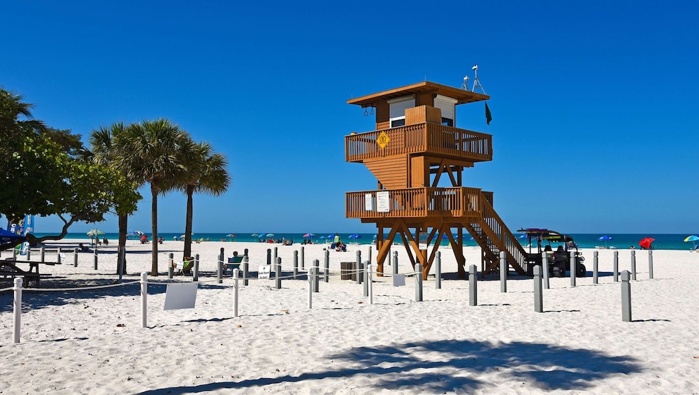 Magnuson Hotel Bradenton - photo 47