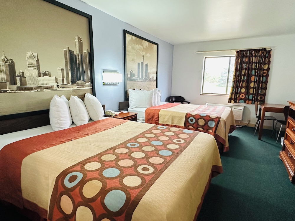 Super 8 by Wyndham Imlay City - photo 8