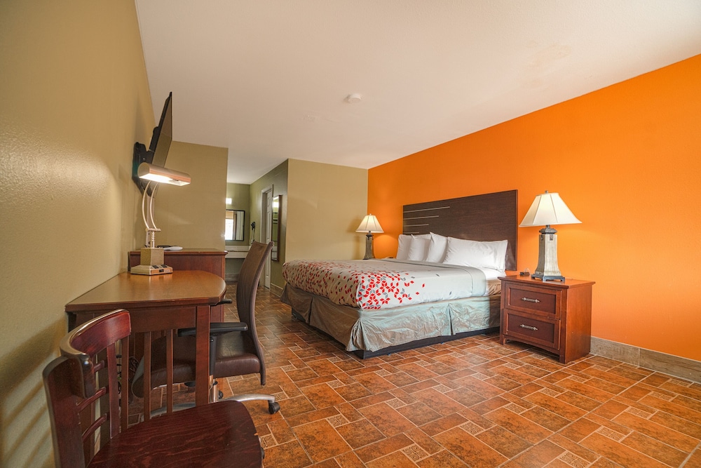 Aransas Bay Inn & Suites Corpus Christi by OYO - photo 11