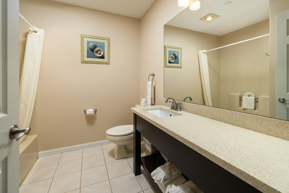 Old Harbor Inn - photo 251