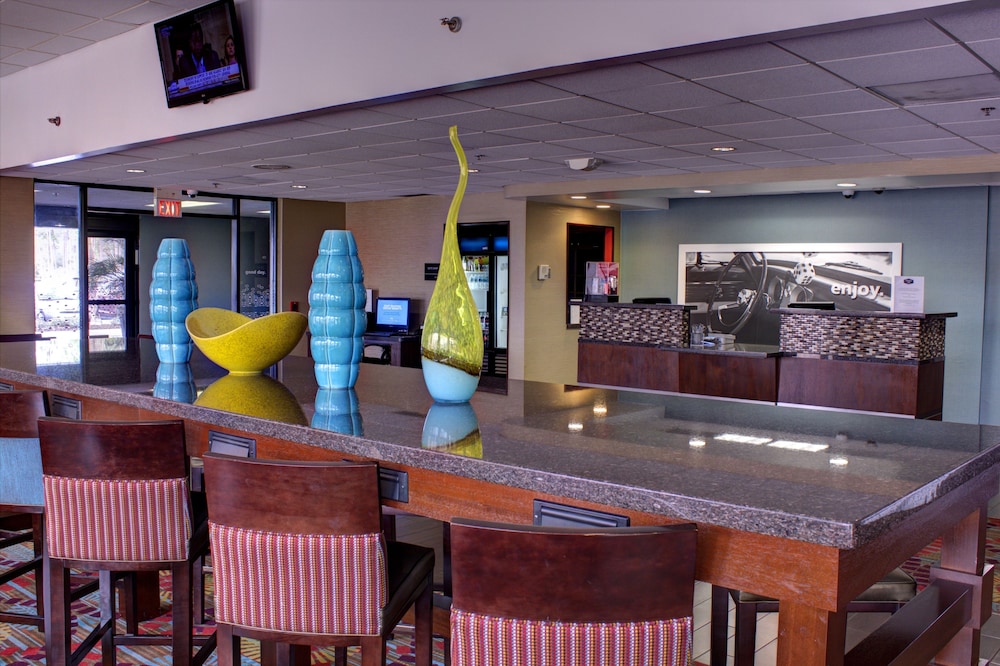 Hampton Inn Daytona Speedway - photo 2