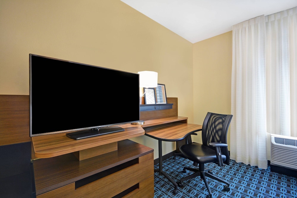 Fairfield Inn & Suites Savannah SW Richmond Hill - photo 7