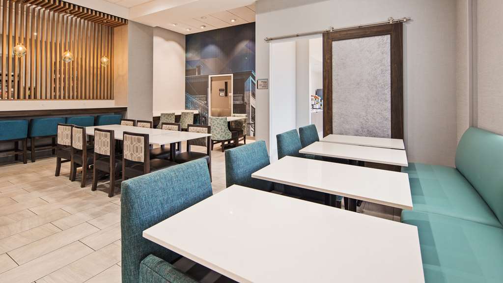 Best Western Plus Wilkes Barre Scranton Airport Hotel - photo 29