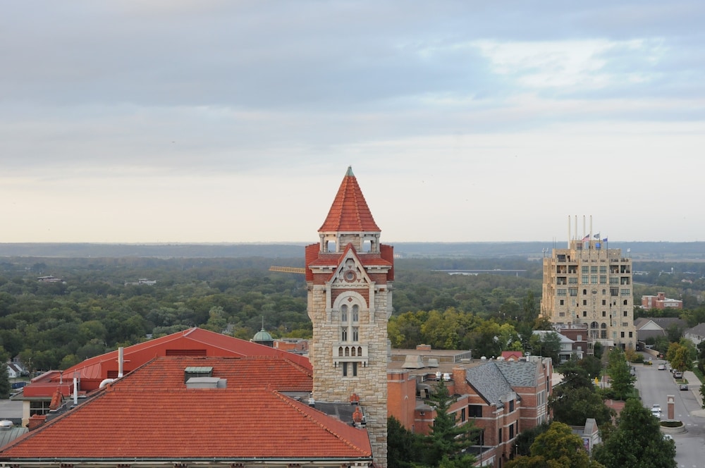 The Oread Lawrence Tapestry Collection by Hilton - photo 151