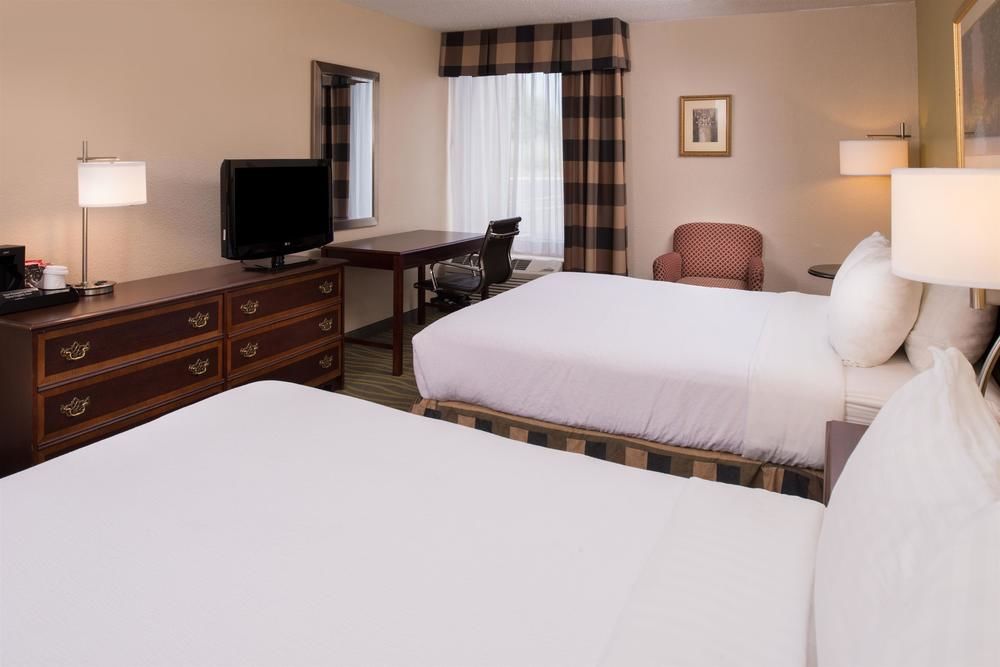 Ramada Plaza Rochester Airport - photo 88
