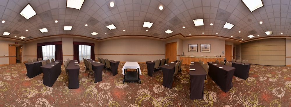 Hilton Garden Inn Bend - photo 81