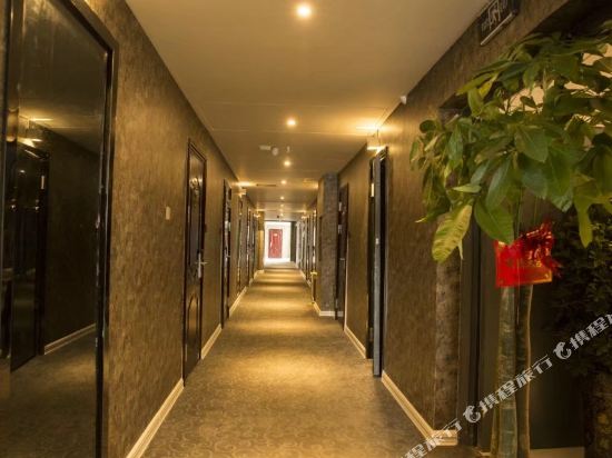 Jishou Cupid Boutique Apartment Hotel in Qianzhou, People's Republic of China