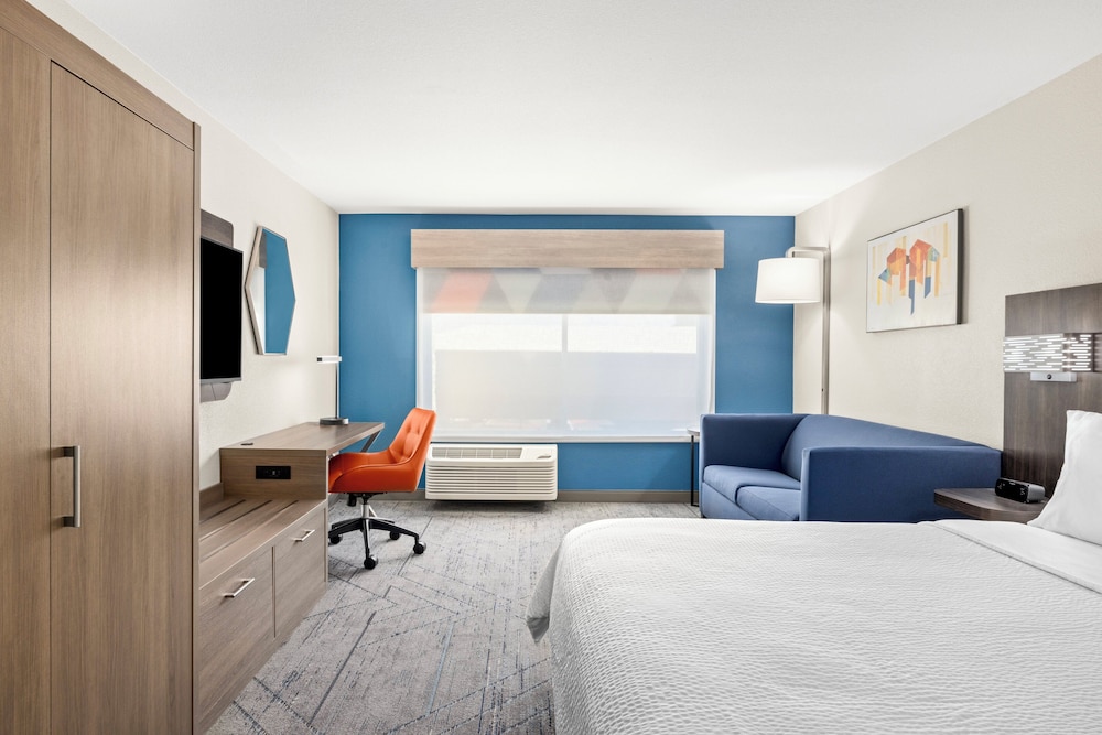 Holiday Inn Express & Suites Phoenix West Tolleson by IHG - photo 15