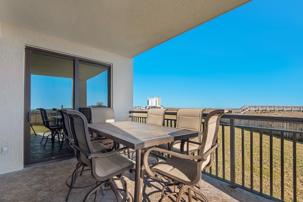 Navarre Towers 104 - photo 40