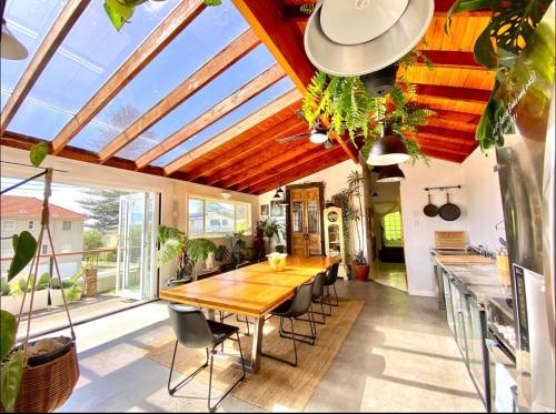 Wabi Sabi Avoca — 4-Star Luxury Hotel in Avoca Beach, Australia