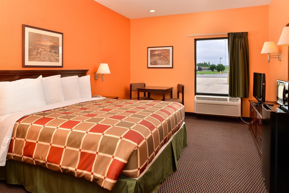 Executive Inn & Suites Breaux Bridge LA - photo 4