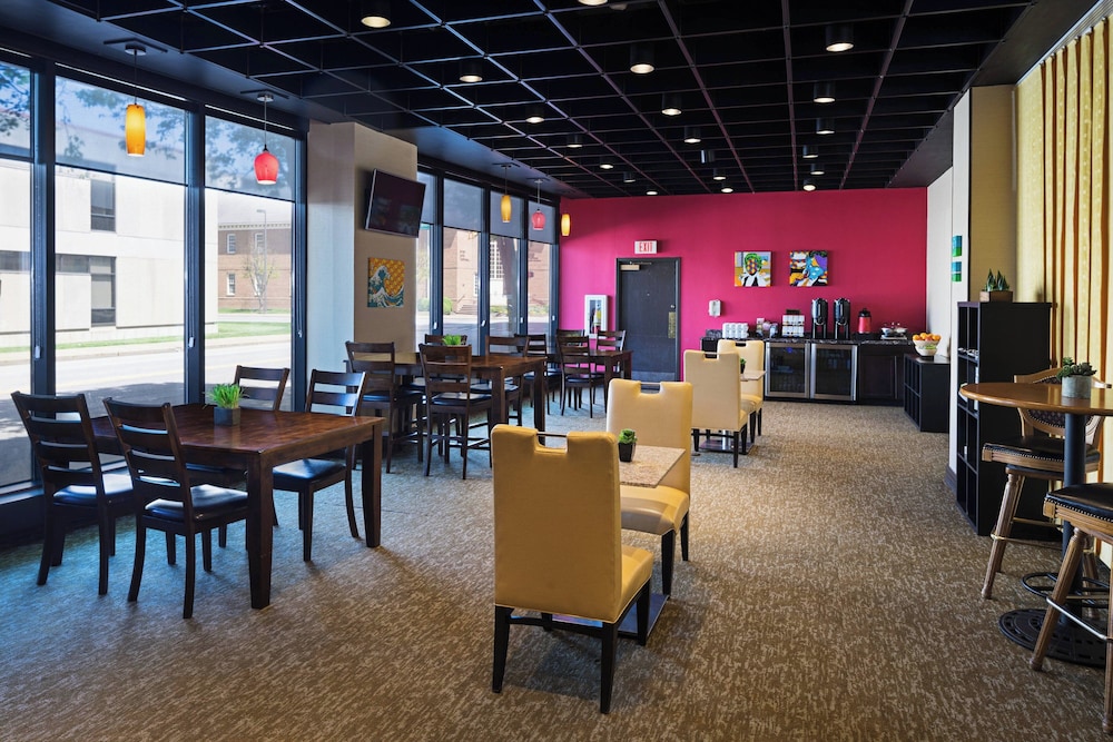 Charleston Marriott Town Center - photo 23