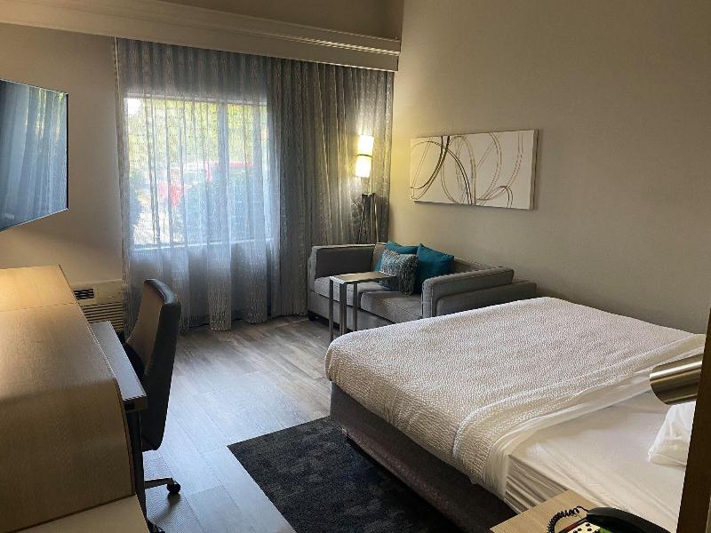 Courtyard by Marriott Newport News Yorktown - photo 76