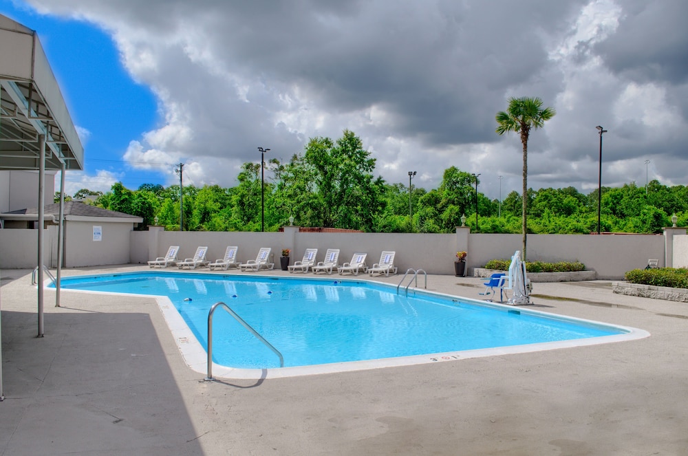 Holiday Inn Mobile West I 10 by IHG - photo 42