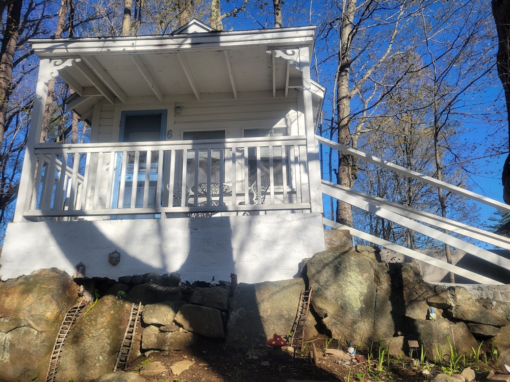2 River Road Inn & Cottages - photo 79