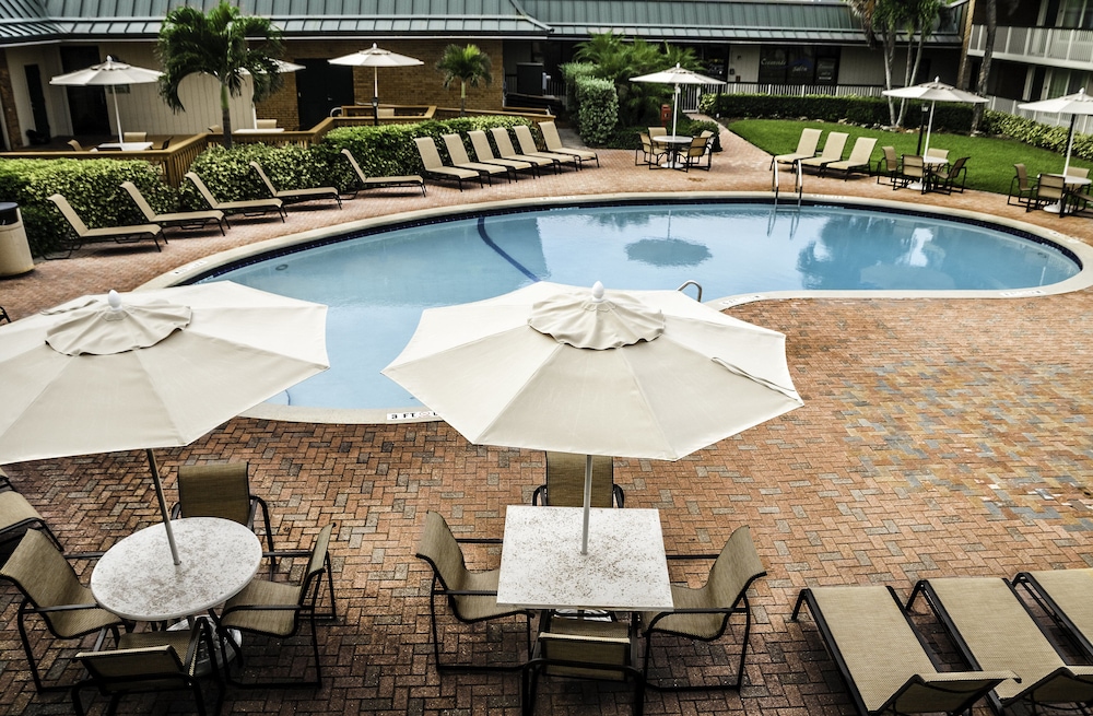 Ocean Breeze Inn Vero Beach - photo 16
