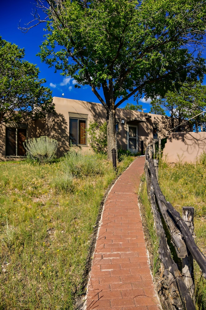 Fort Marcy Suites by All Seasons Resort Lodging - photo 120