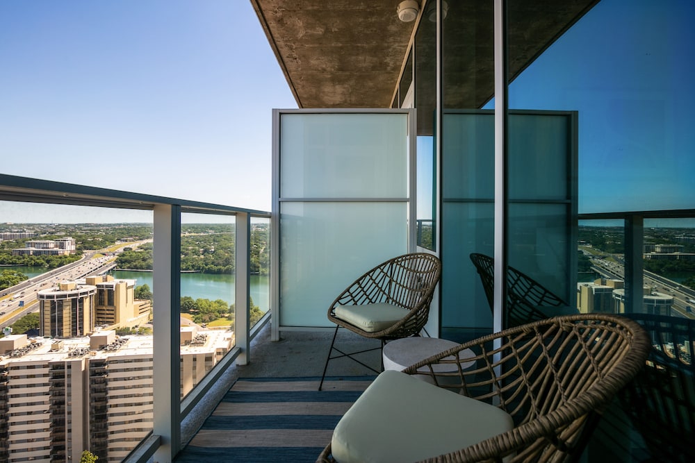 Austin Condo Hotel - photo 629