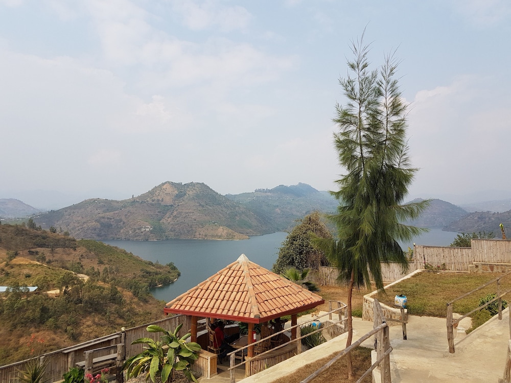 Macheo Ecolodge Camping — Kibuye — photo 2