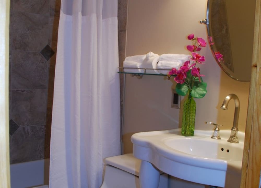 Jensen Beach Inn - photo 17