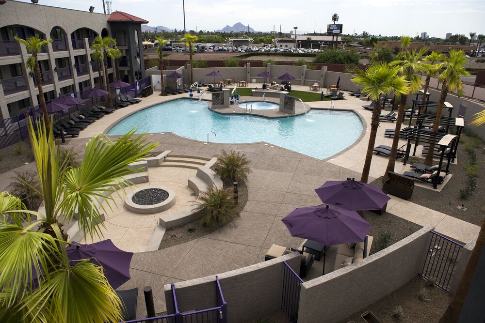 Grand Canyon University Hotel - photo 37