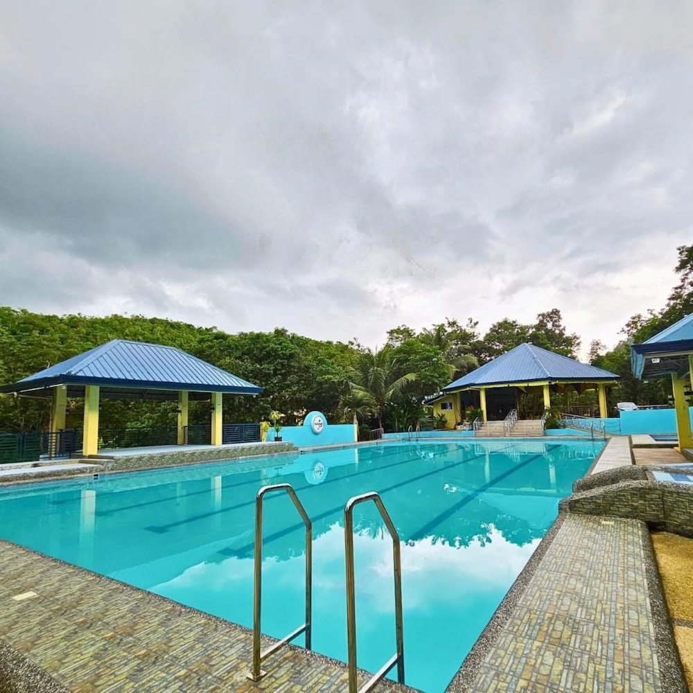 MJS Campsite and Mountain Resort pet-friendly hotel Balilihan