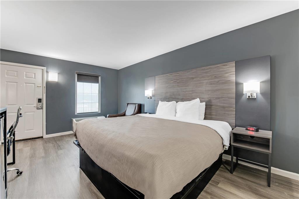 Quality Inn Laurinburg - photo 10