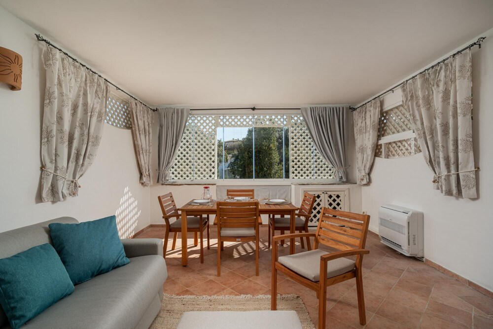 Sweet Mavy Incantevole Dimora by Wonderful Italy — 4-Star Luxury Hotel in Olbia, Italy