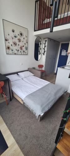 Stay in Kaunas & LA51 Loft Free Parking — 4-Star Luxury Hotel in Kaunas, Lithuania
