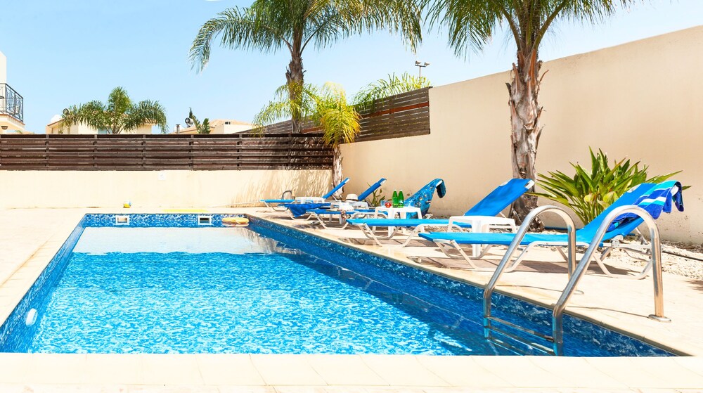 Andina Villa CL 29