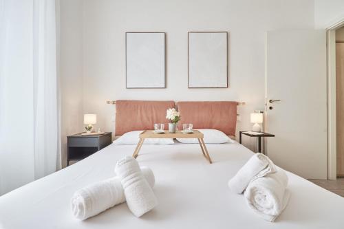 Nonna Nilla a large and cozy flat in Porta Venezia — 4-Star Luxury Hotel in Milan, Italy