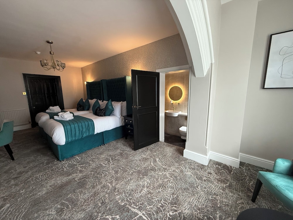 Lyons Woodlands Hall Hotel in Ruthin, United Kingdom