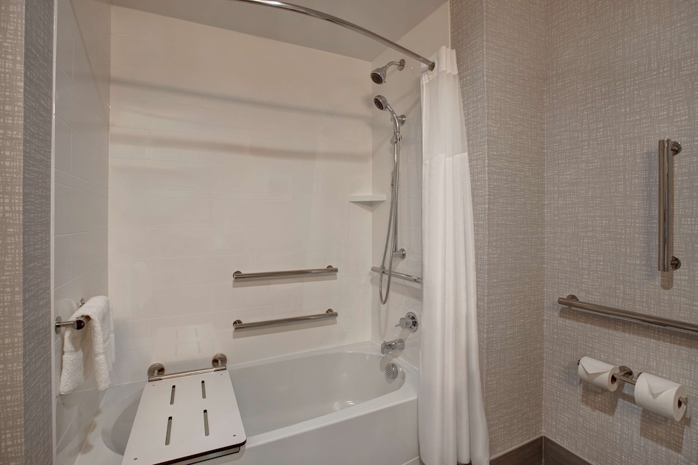 Hampton Inn By Hilton & Suites Deptford NJ - photo 21