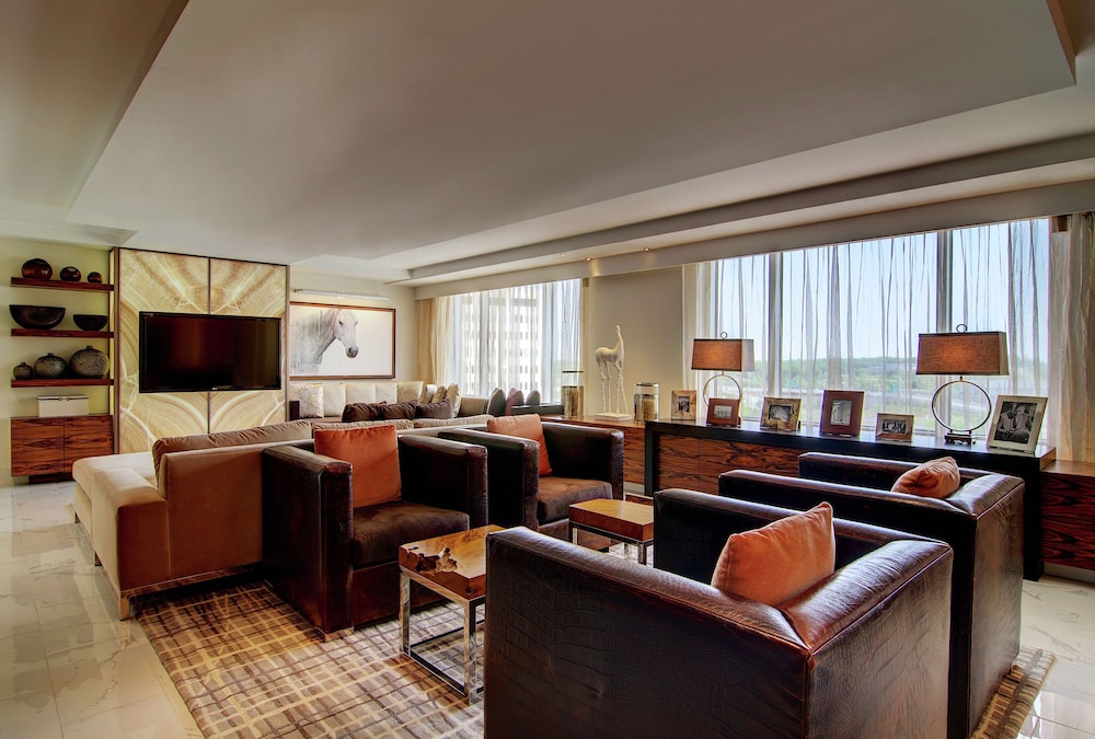 Hilton McLean Tysons Corner - photo 18