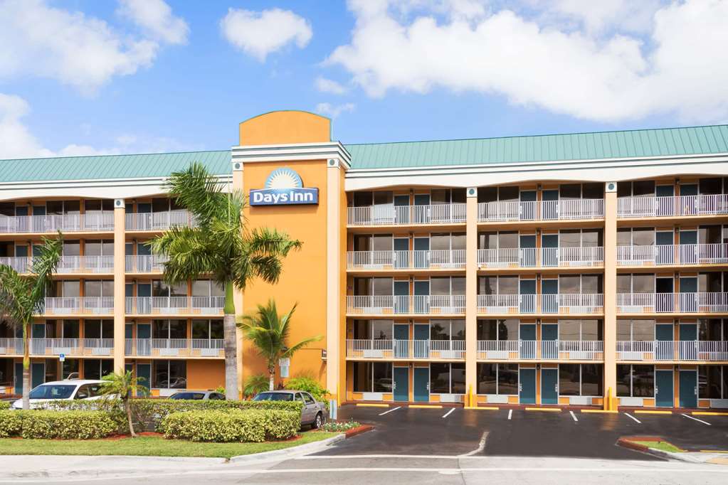 Days Inn by Wyndham Fort Lauderdale Oakland Park Airport N — hotel in Fort Lauderdale