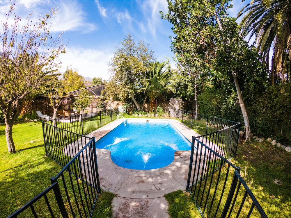 Hotel Halley in Vicuna, Chile