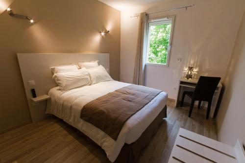 Hotel Les Petits Oreillers - carbon neutral hotel in Saint-Martin-D'heres
