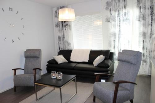 Upper Reaches Hotel Ltd — Abingdon