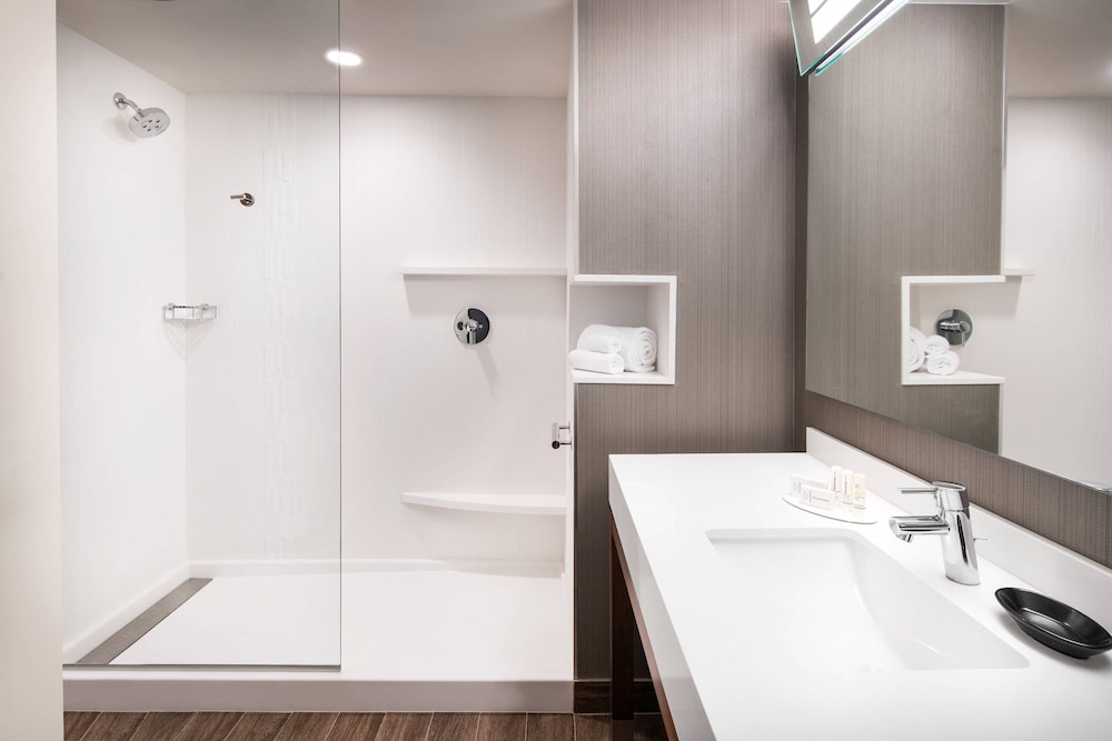 Courtyard by Marriott Pullman - photo 16