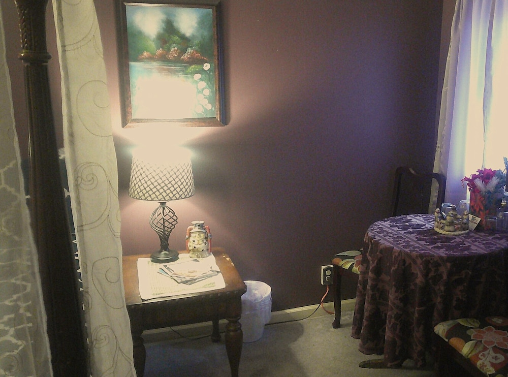Lil Black Bear Inn - photo 26