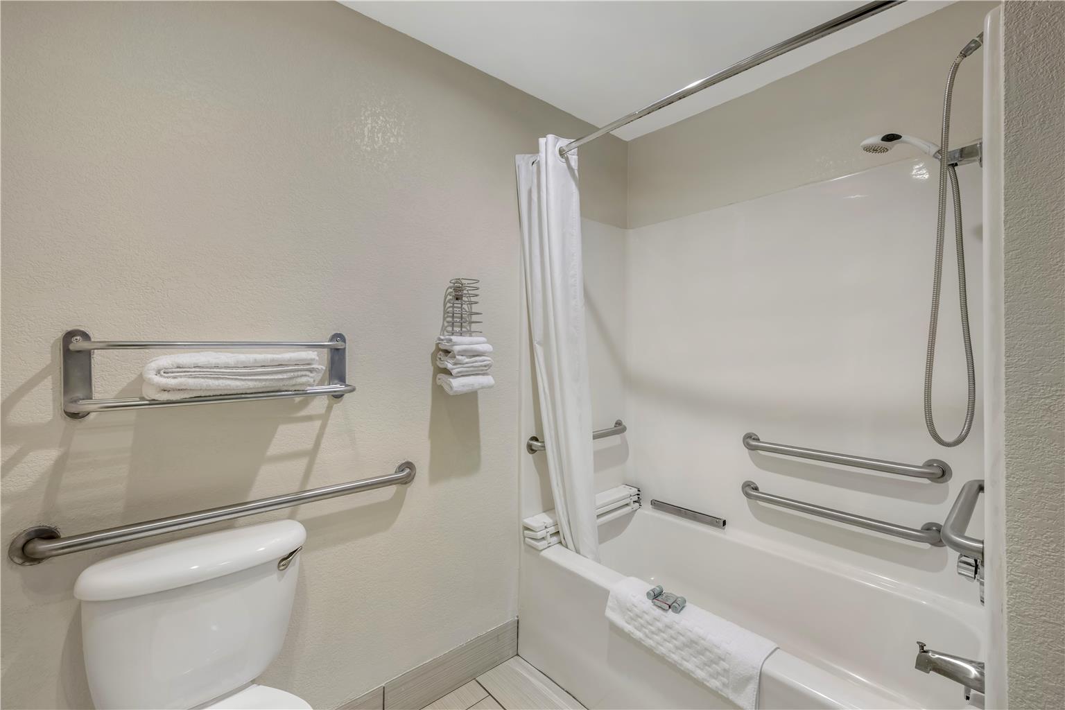 Best Western Columbus Airport - photo 41