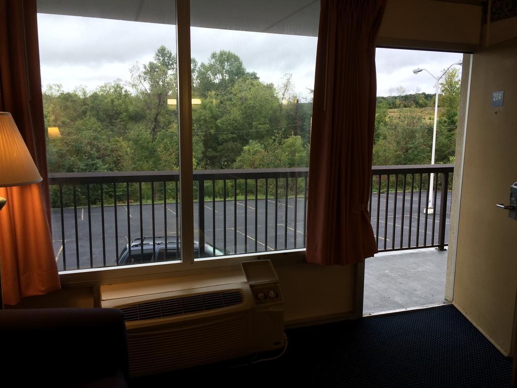 Haven Motel Newport - photo 9