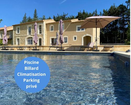 Superbe Mas Provencal Renove Avec Piscine Billard Et Climatisation A Paradou — Paradou
