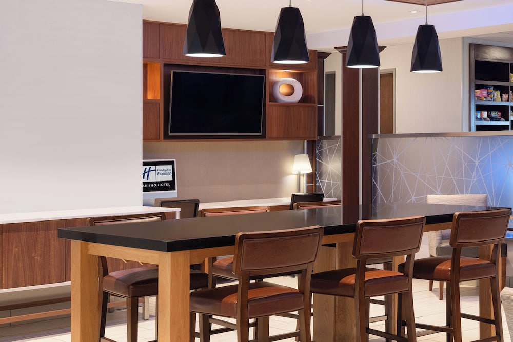 Holiday Inn Express Sheboygan Kohler by IHG - photo 50