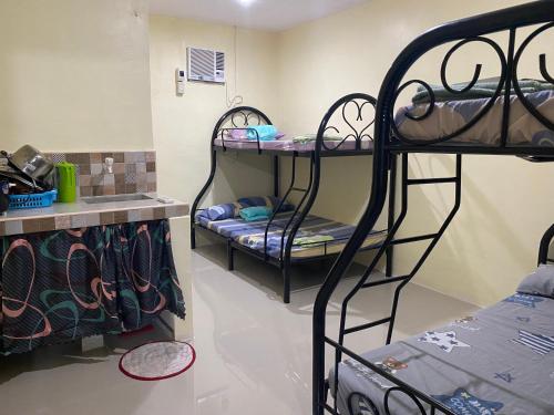 Leonisa Transient House — Mariveles — photo 2