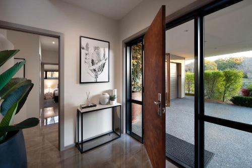 Retreat Lake Daylesford Free Wifi — 4-Star Luxury Hotel in Daylesford, Australia