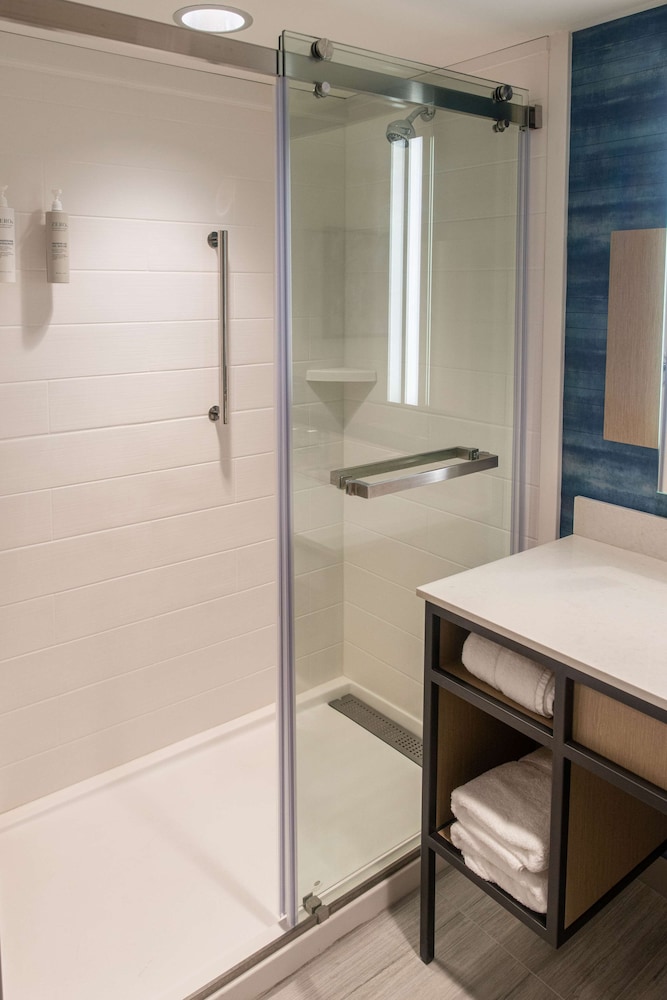 Hilton Garden Inn Mattoon - photo 34