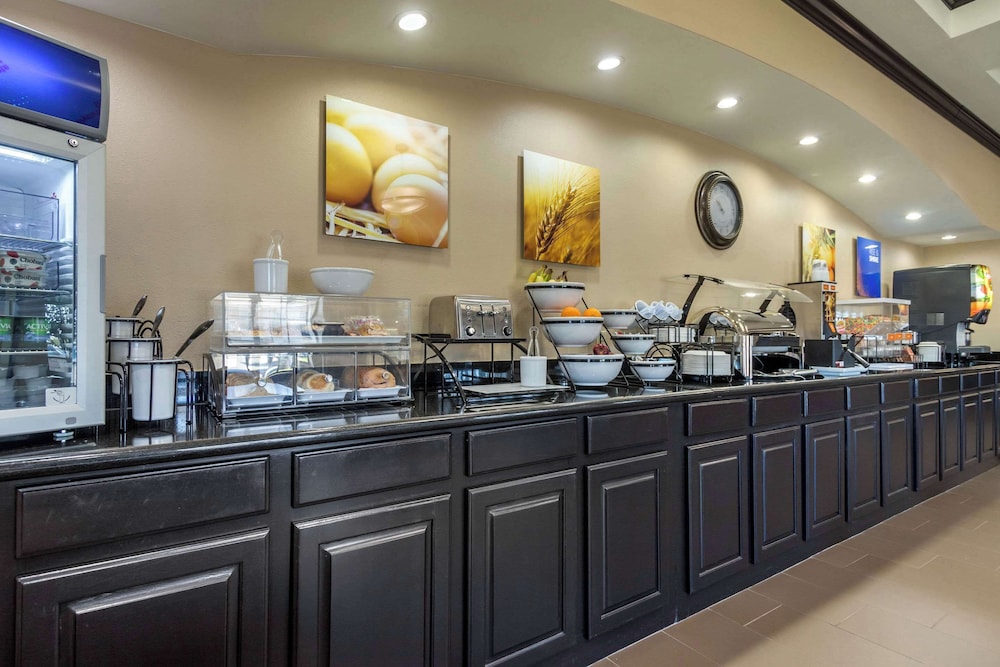 Comfort Inn & Suites Glenpool - photo 45