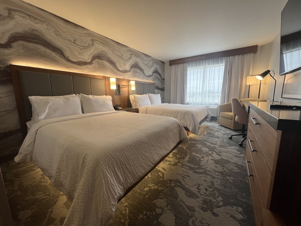 DoubleTree by Hilton Fort Worth Fossil Creek - photo 12