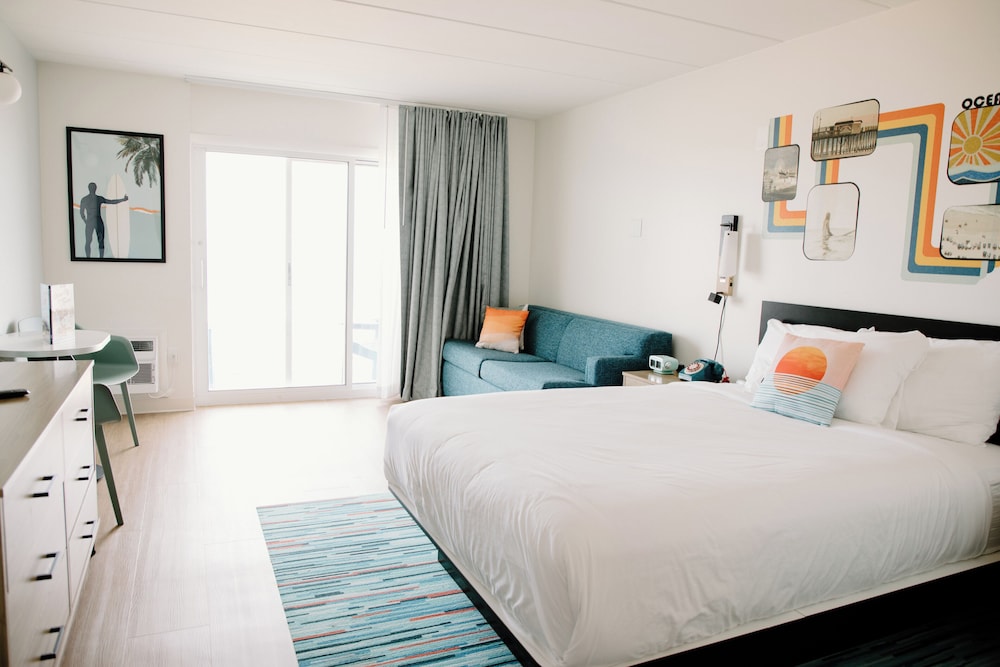 SeaLoft Oceanfront Hotel - photo 11